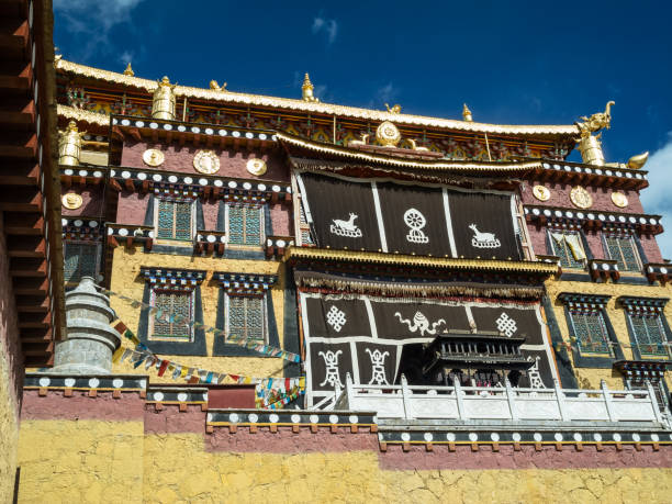istock Tibetan Monastery In Shangri La 831071434