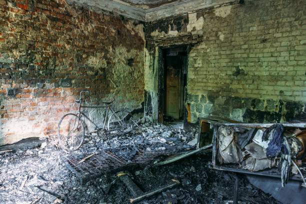 istock Burned apartment, furniture 831337538
