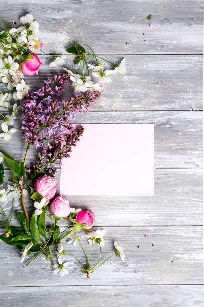 istock Greeting card with flowers 831348754