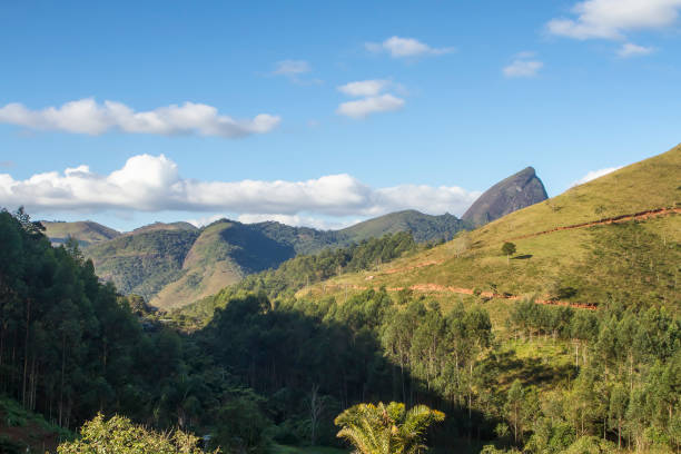 istock Pico em Barra Alegre - Granite Peak in Barra Alegre - Bom Jardim 831375176