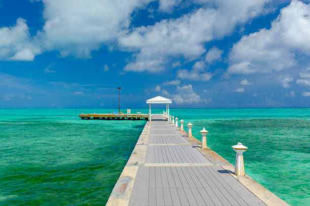cais de ponto rum - cayman islands - fotografias e filmes do acervo