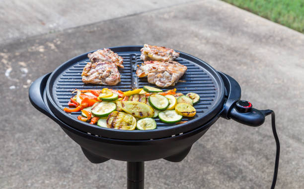 istock Grilled Vegetables on Electric Grill 831493466