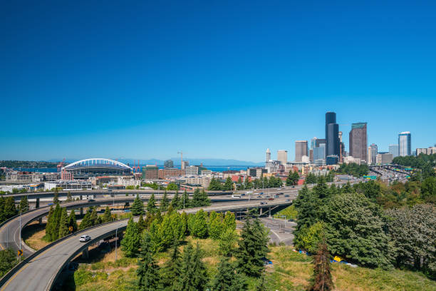 istock View of downtown Seattle skyline 831597586