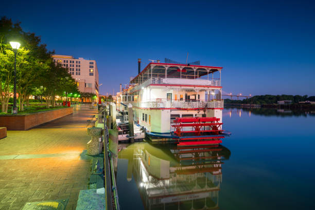 istock Historic District waterfront of Savannah, Georgia 831597916