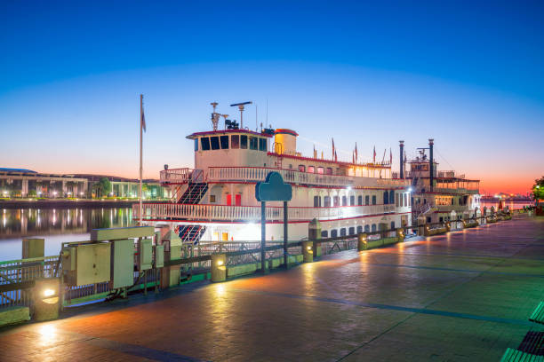 istock Historic District waterfront of Savannah, Georgia 831598120