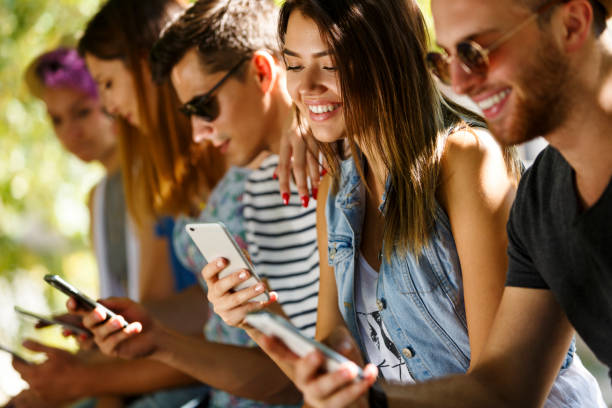 istock Social media addiction 831598406