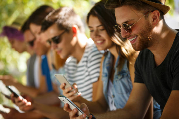 istock Social media addiction 831598574