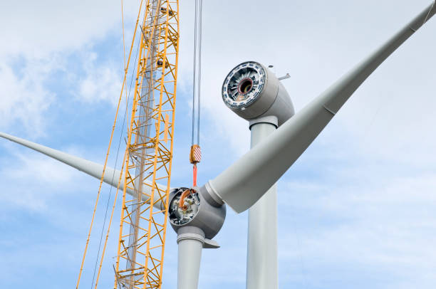 Installation the rotor blades on a wind turbine