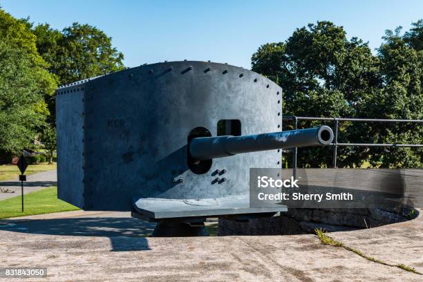 Antique Endicottera Rapid Fire Gun At Fort Monroe Stock Photo - Download Image Now - Ancient, Antique, Artillery