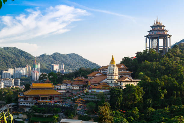istock Kek Lok Si Chinese temple 832026984