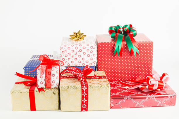 istock Gift box your Christmas day 2016 832086142