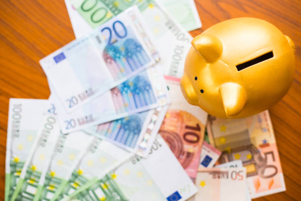 istock Euro money bank 832088312