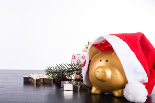 istock Piggy bank Christmas 832124174