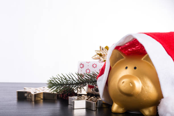 istock Piggy bank Christmas 832124184