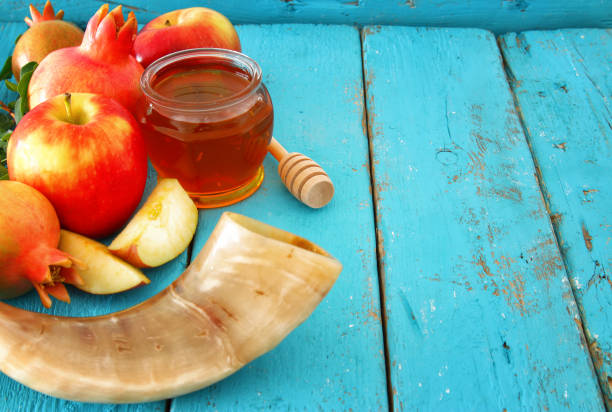 istock Rosh hashanah (jewish New Year holiday) concept. Traditional symbols. 832154392