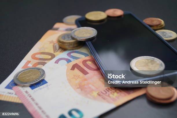 Handykosten Stockfoto und mehr Bilder von Handy - Handy, Vertrag, Währung