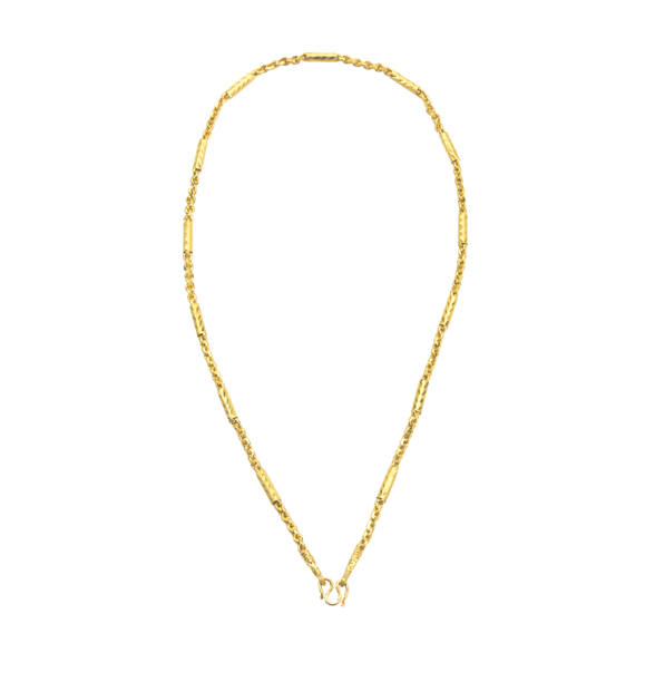 istock Gold Chain Jewelry 832655716