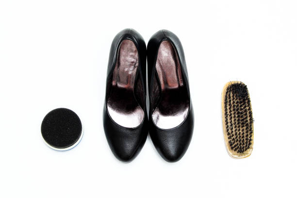 istock Sponge for shoes on white background 832662214