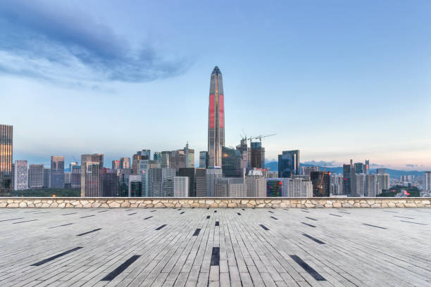istock Skyscrapers in Shenzhen and blank floors without anyone 833042534