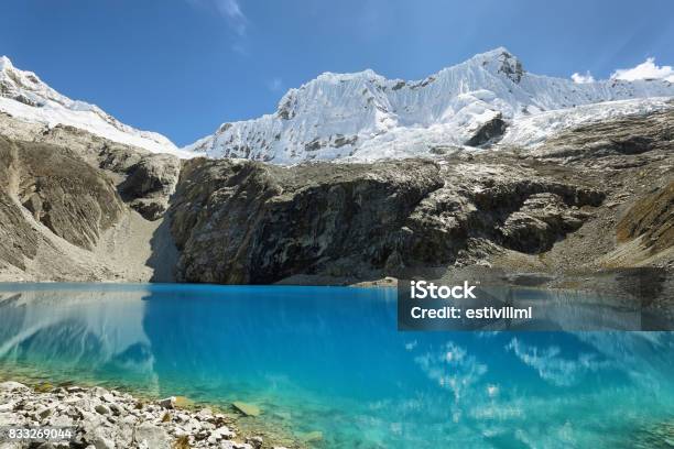 Laguna 69 Parque Nacional Huascarán Huaraz Perú Foto de stock y más banco de imágenes de Número 69