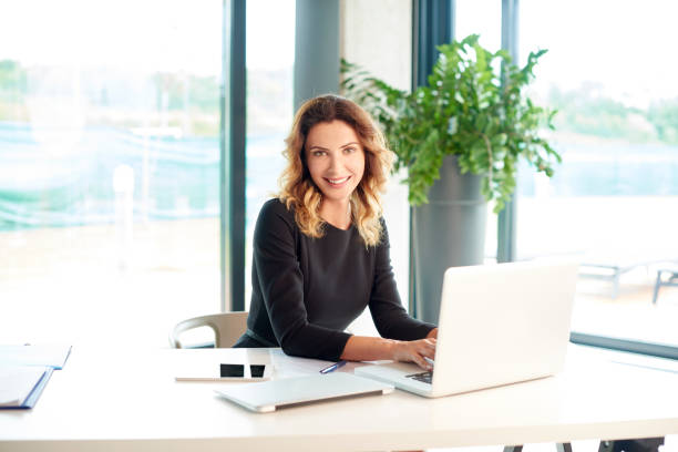 istock Busy day at the office 833292258