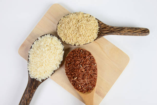 istock Set of rice collection on ladle isolated on white background. 833343368