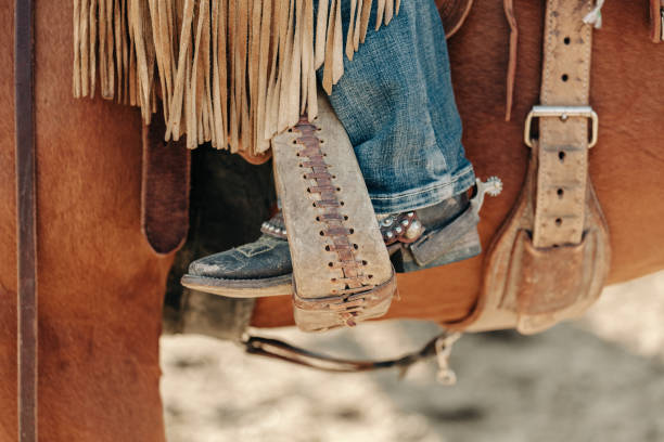 istock preparing to ride in the rodeo 833623770