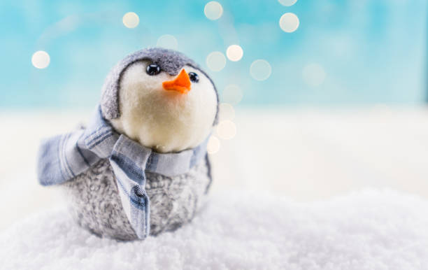 istock Bird Ornament Looking Up in Snow with Copy Space 833654592