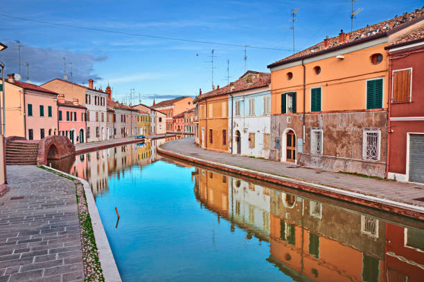 comacchio, emilia romagna, italien - comacchio bildbanksfoton och bilder
