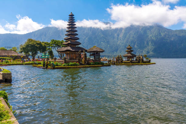 istock Ulun Danu Bratan Temple in Bali, Indonesia 833744306
