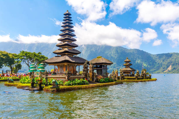 istock Ulun Danu Bratan Temple in Bali, Indonesia 833744314