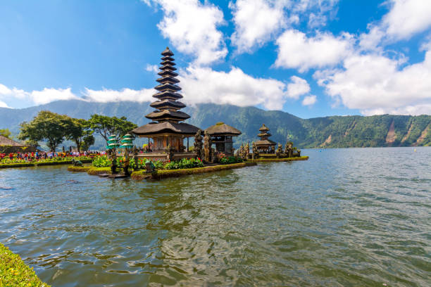 istock Ulun Danu Bratan Temple in Bali, Indonesia 833744352