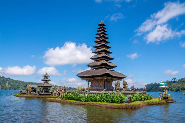 istock Ulun Danu Bratan Temple in Bali, Indonesia 833744410