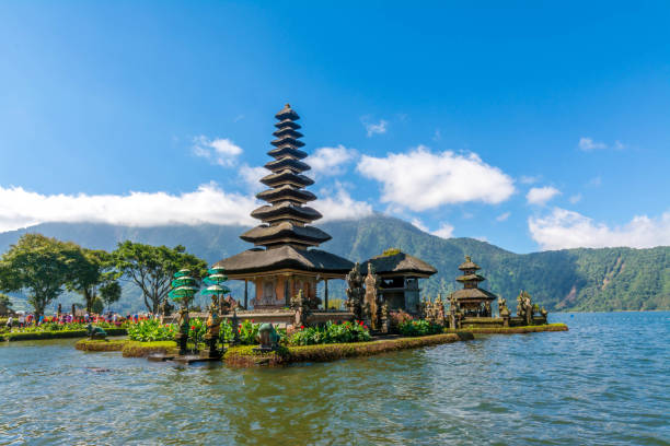 istock Ulun Danu Bratan Temple in Bali, Indonesia 833744558