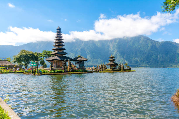 istock Ulun Danu Bratan Temple in Bali, Indonesia 833744628