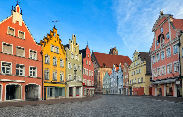 Picturesque medieval gothic houses in old bavarian town by Munich, Germany Picturesque medieval gothic houses in old bavarian town Landshut near Munich, Germany münchen stock pictures, royalty-free photos & images