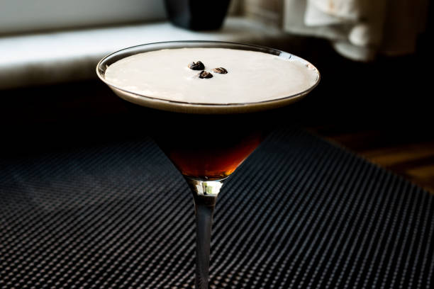 istock Espresso Martini Cocktail with coffee beans. 833845694