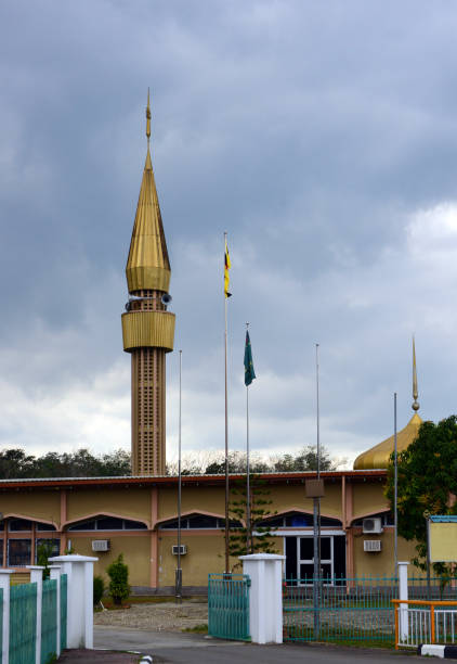 istock Mosque, Bangar, Temburong District, Brunei Darussalam 833974576
