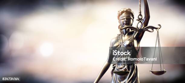 Estatua De Justicia Foto de stock y más banco de imágenes de Justicia - Ser mítico - Justicia - Ser mítico, Justicia - Conceptos, Mujeres