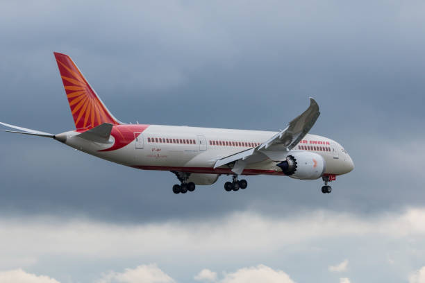 air india plane - boeing 787 air vehicle travel business travel imagens e fotografias de stock