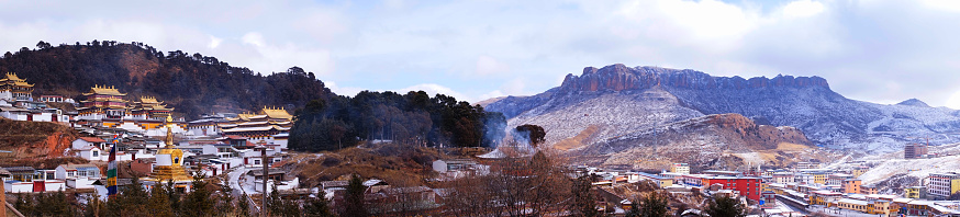 Vegetable Province Ganzi Langmusi Monastery，panoramic