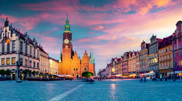 istock Colorful evening scene on Wroclaw Market Square 835015306