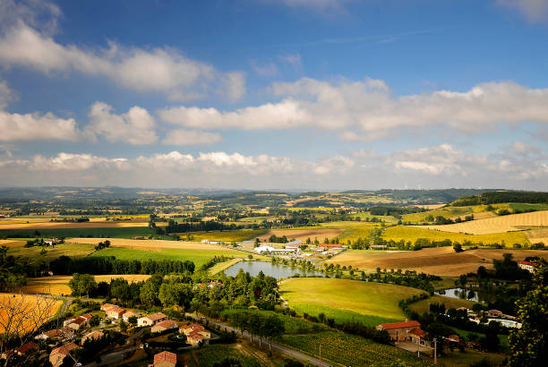 istock Village of Lautrec 835037346
