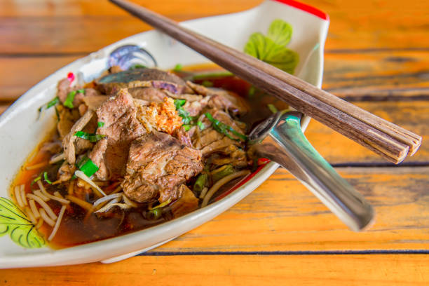 istock Cooking, Restaurant, Asia, Thailand, Beef 835050348
