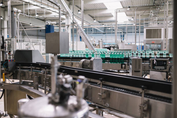 istock Water bottling factory 835166736