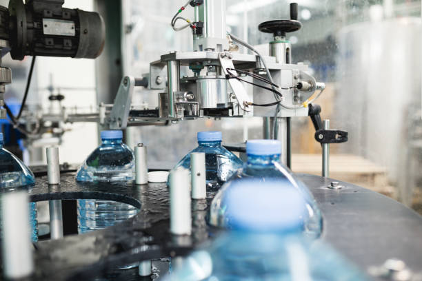 istock Water bottling factory 835178204