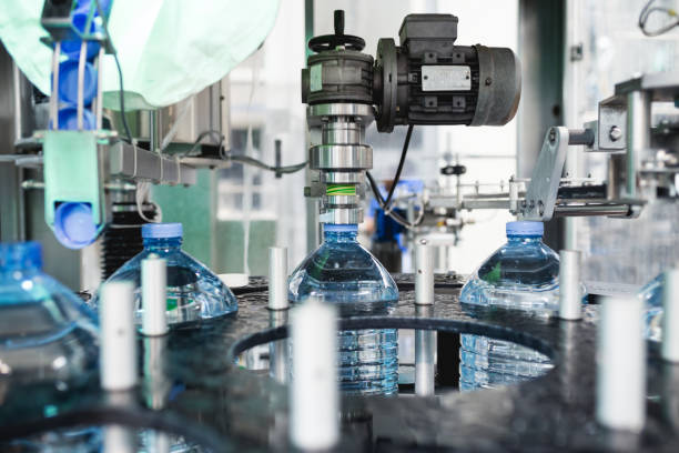 istock Water bottling factory 835178420