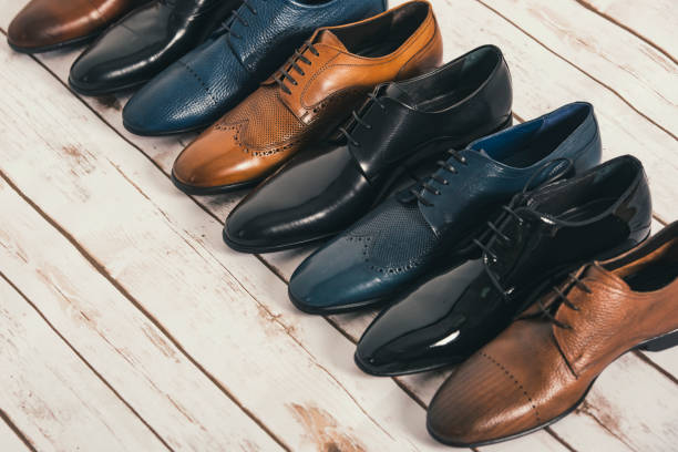 kolekcja butów męskich - różne modele i kolory - leather shoes zdjęcia i obrazy z banku zdjęć