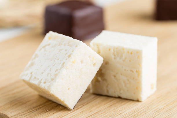 istock souffle candy bird's milk 835284662