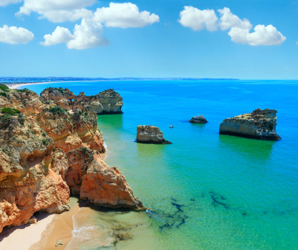 istock Algarve beach Dos Tres Irmaos (Portugal). 835358114